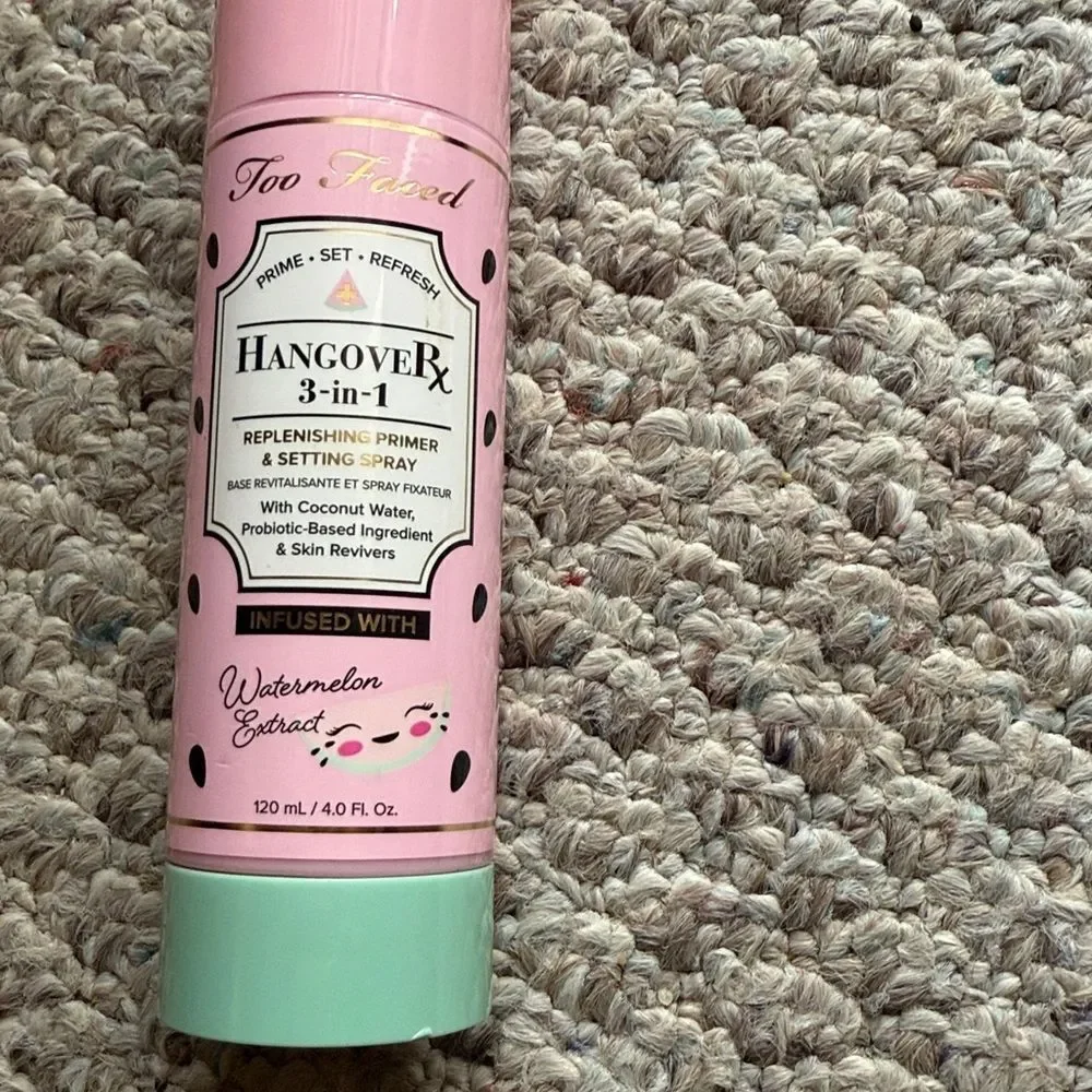 NEW TOO FACED Watermelon Hangover RX 3 in 1 Priming Setting Spray- 120ml - Picture 2 of 4